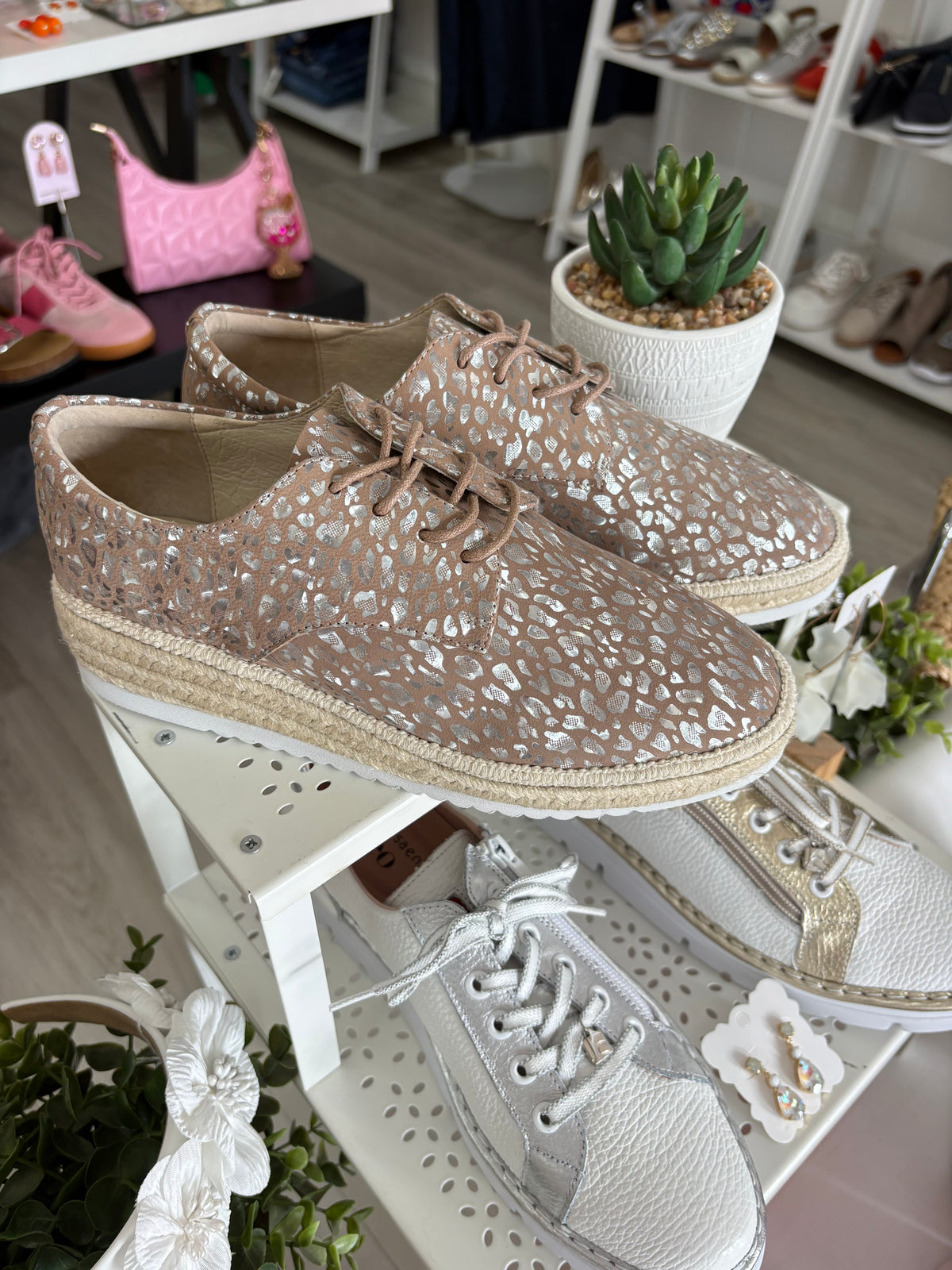 Hinako - Casablanca Beige/Silver